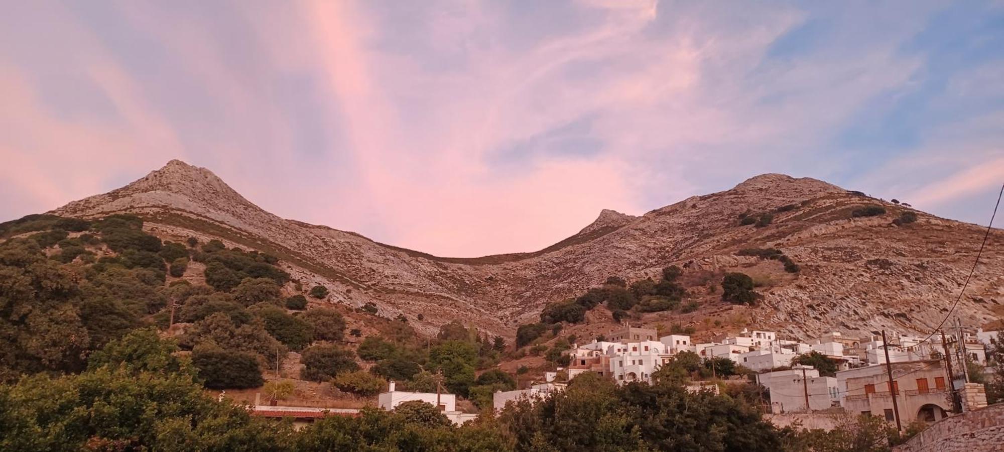 Imellos Aperathos Luaran gambar